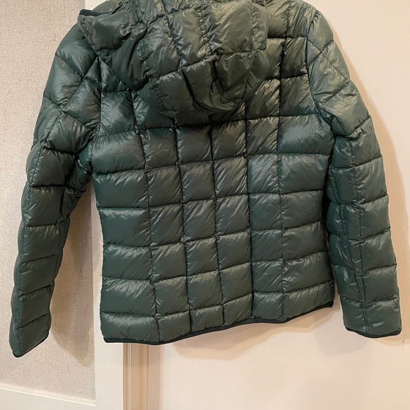 Hallhuber Germany light down jacket size 36 - Picture 3 of 3